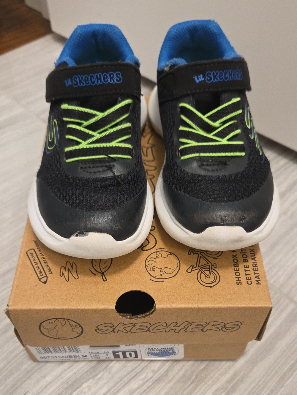 Sketchers Toddler Size 10 Running Shoe
